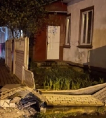 Іноземця, який на вантажівці розтрощив паркан дубенчанину, знайшли на Миколаївщині