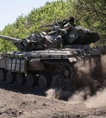 Бої за трасу Бахмут-Лисичанськ та авіаудар поблизу Харкова: зведення Генштабу ЗСУ за вечір 15 липня