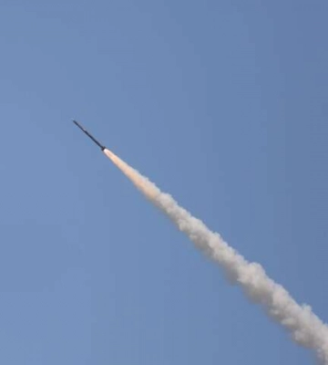 Одну з російських ракет збили на Київщині – уламки впали у поле