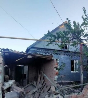 Окупанти накрили вогнем Доннеччину: зруйновано приватні будинки, 2 заводи, ферма