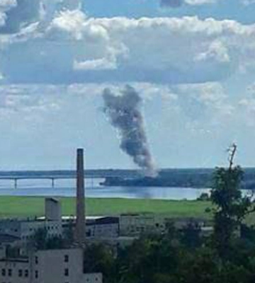 В Херсоне в районе моста раздаются взрывы – СМИ