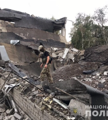 В Харківській області через російські обстріли горіли будинки, госпбудівлі та поля пшениці