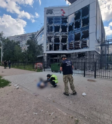 Рашисти вдарили «Смерчами» по густонаселених районах Харкова, є загиблі