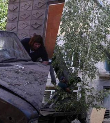 Сильные взрывы, крик и плач детей — жители Никополя о жизни под непрерывными атаками россиян