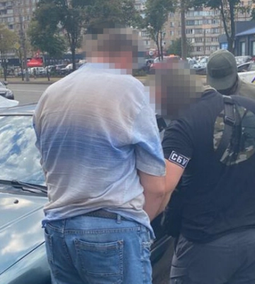 Корректировал ракетные удары по аэропорту Кривого Рога: СБУ задержала чиновника