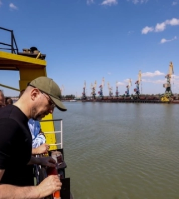 Прем’єр-міністр України відвідав дунайські порти Ізмаїл та Рені