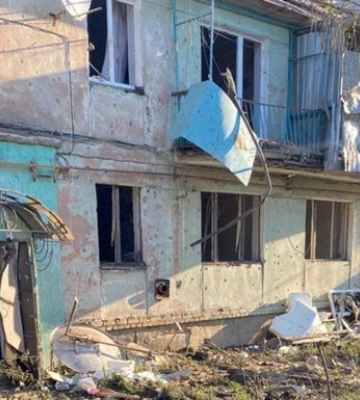 Враг выпустил по Никополю 85 снарядов, есть погибший: подробности, фото и видео