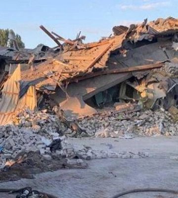 Унаслідок масової атаки по Дніпропетровщині зруйновано три школи, житлові будинки, залізничну колію, пошкоджено газо- та водовід - ДСНС