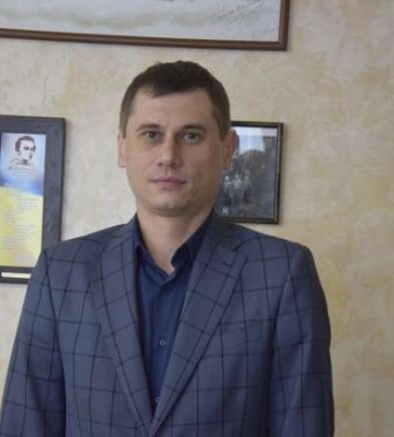 На Рівненщині депутати від &quot;Слуги Народу&quot;, &quot;Батьківщини&quot; і ще двох партій домагаються звільнення голови облради, який пропонував&amp;hellip;