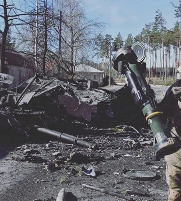ЗСУ оточили кілька російських БТР під Херсоном: командири запросили &quot;зелений коридор&quot; - ЗМІ