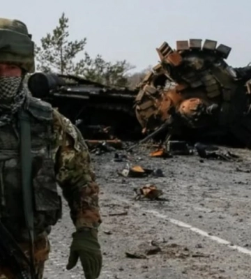 Близько тисячі окупантів потрапили в оточення внаслідок контрнаступу ЗСУ на Херсонському напрямку, - Арестович