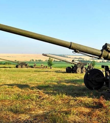 Рашисти обстріляли Харків з радянської гармати «Гіацинт-Б»