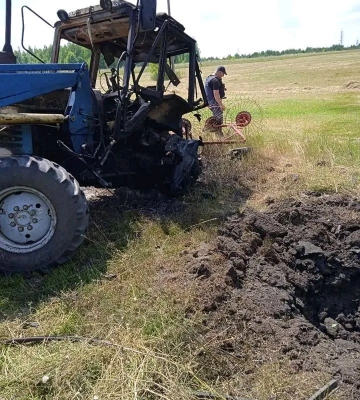 У полі на околиці Харкова на міні підірвався трактор – водій загинув