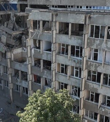 Вночі в Миколаєві прогриміло близько 10 потужних вибухів. Є займання, - Сєнкевич