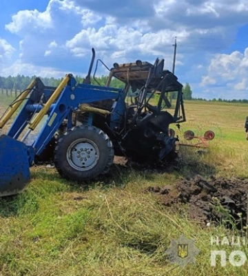 На околиці Харкова підірвався трактор