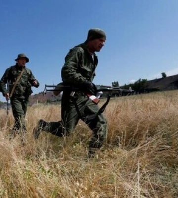 Оккупанты с помощью наведенных через водные препятствия понтонных переправ пытаются улучшить логистическое обеспечение своих&amp;hellip;