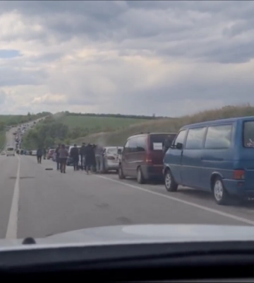 Окупанти блокують виїзд на Запоріжжі: люди вмирають у черзі