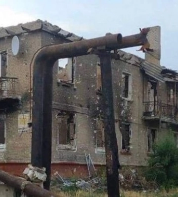 Окупанти спалюють населені пункти на Луганщині, щоб вийти на кордони області – Гайдай