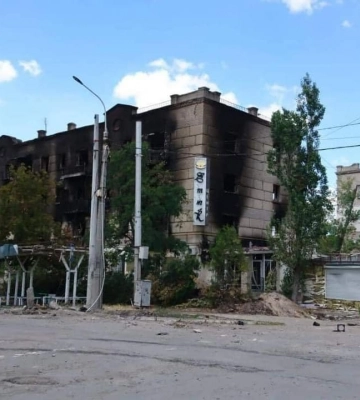 Загарбники на Луганщині спалюють населені пункти, які не підкорюються