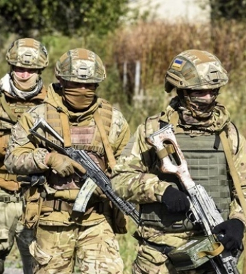 Украинские военные ликвидировали в Лисичанске 12 омоновцев РФ