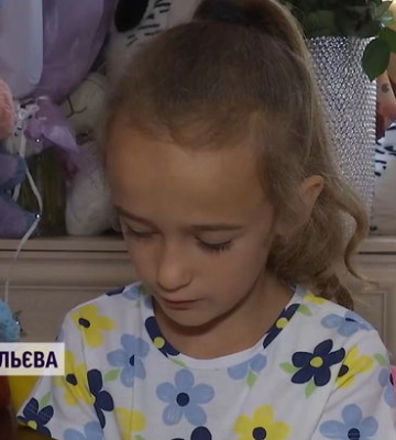 Семилетняя девочка-волонтер приобрела для военных два автомобиля и тепловизора - ВИДЕО Семилетняя девочка-волонтер приобрела для военных два автомобиля и тепловизора - ВИДЕО