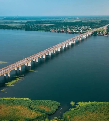 У Херсоні пролунали вибухи в районі Антонівського мосту