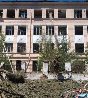 москолота знову вгатила по Миколаєву: руйнувань зазнали заклади освіти і житлові будинки
