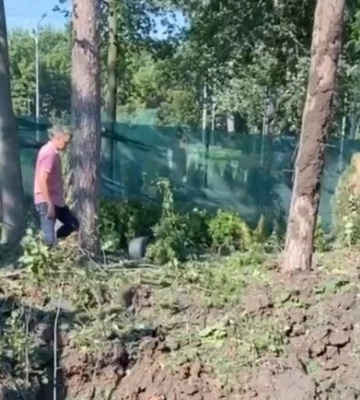 Российская армия обстреляла парк Горького в Харькове (видео)