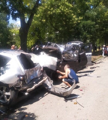 У Запоріжжі на Космосі сталася моторошна смертельна ДТП 