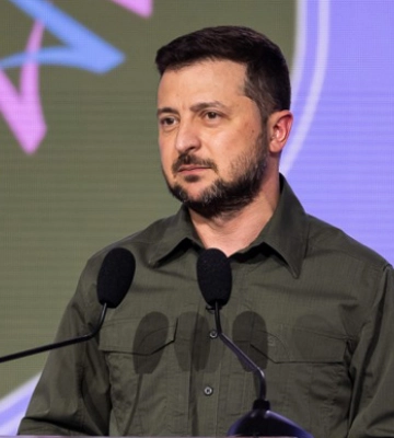 Извинился и признался в любви. Владимир Зеленский в интервью Пирсу Моргану рассказал об отношениях с женой