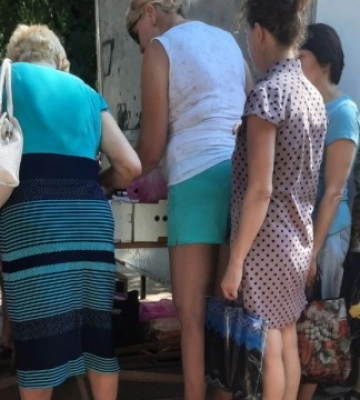 В Херсоне после закрытия Антоновского моста подскочили цены - люди запасаются продуктами