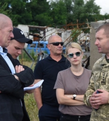 Естонська делегація відвідала місця воєнних злочинів росіян на Київщині та Чернігівщині