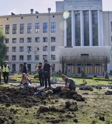 Вночі окупанти обстріляли ракетами Харків, влучили в будівлю навчального закладу