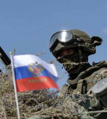 Окупанти стягують військову техніку на кордон з Україною поблизу окупованої частини Харківської області