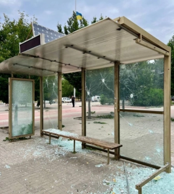 Кількість жертв унаслідок обстрілу зупинки громадського транспорту у Миколаєві збільшилась