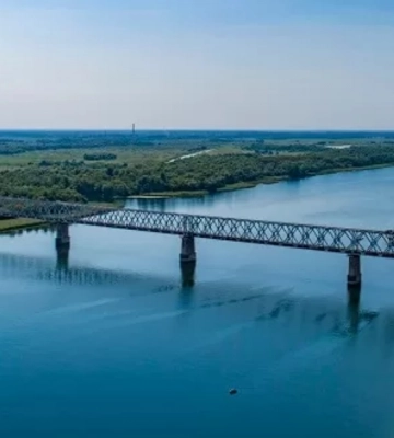 &quot;Петля затягивается&quot;. ВСУ &quot;закрыли&quot; для россиян железнодорожный мост в Херсоне (видео)