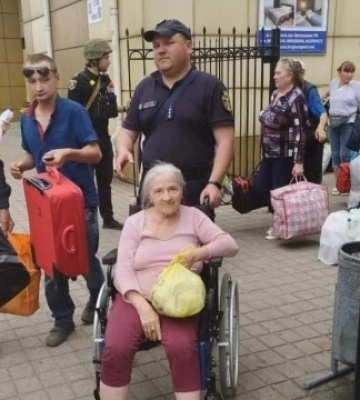Украина введет обязательную эвакуацию с Донетчины