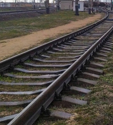 На Луганщині невідомі влаштували пошкодження на залізниці, якою армія РФ возить боєприпаси – Гайдай