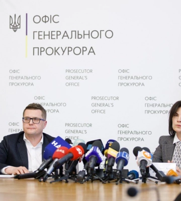 Зеленский отстранил Баканова и Венедиктову