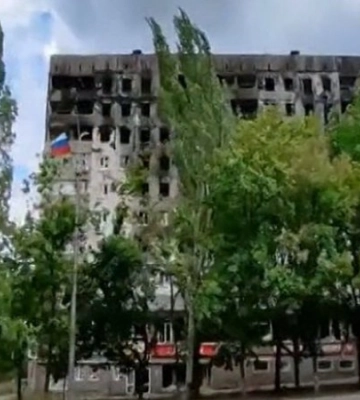 &quot;Я хотів у Прип&#039;ять, а Прип&#039;ять прийшла до мене&quot;:  підліток показав, на що росіяни перетворили Маріуполь