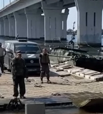 Опубликовано видео переправы возле Антоновского моста в Херсоне