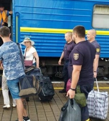 Жителів деокупованої території Донеччини евакуюватимуть