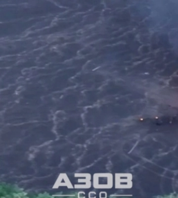 &quot;Азовці&quot; показали, як знищили дві російських БМП-3
