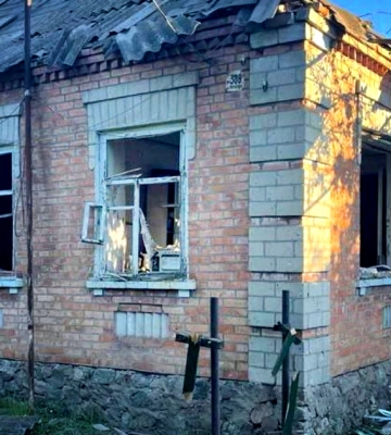 Рашисты выпустили по Никополю более 60 снарядов РСЗО