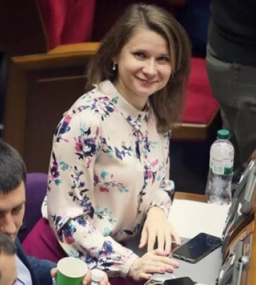 Новоназначенная судья КС Совгиря способствовала пребыванию российского флота в Крыму