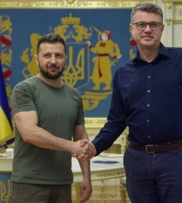 Зеленский и глава МИД Эстонии обсудили начало восстановления Украины