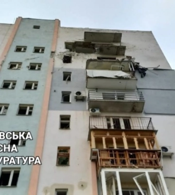 У Чугуєві ракетні удари пошкодили дві багатоповерхівки