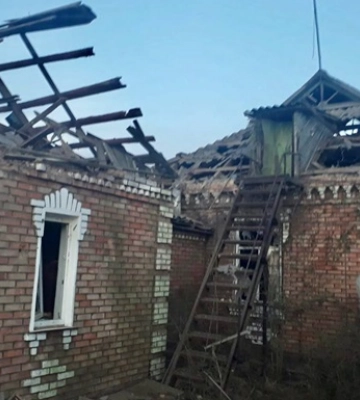 Ворог не дає спокою Харкову: росіяни обстріляли адмінбудівлю