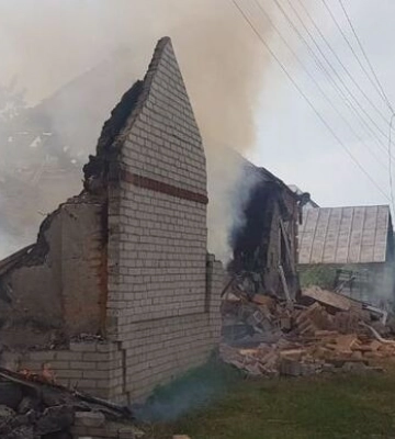 Возле Песков на Донетчине и Херсонщине идут бои, Луганщину бомбят и атакуют с танков - ОВА