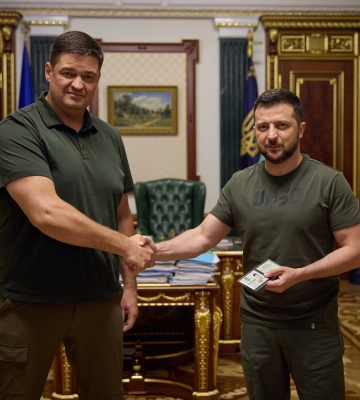Зеленський призначив новим головою Херсонщини експодатківця та чемпіона з пейнтболу